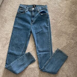 Urban Outfitters BDG Girlfriend High Rise Jean size 27